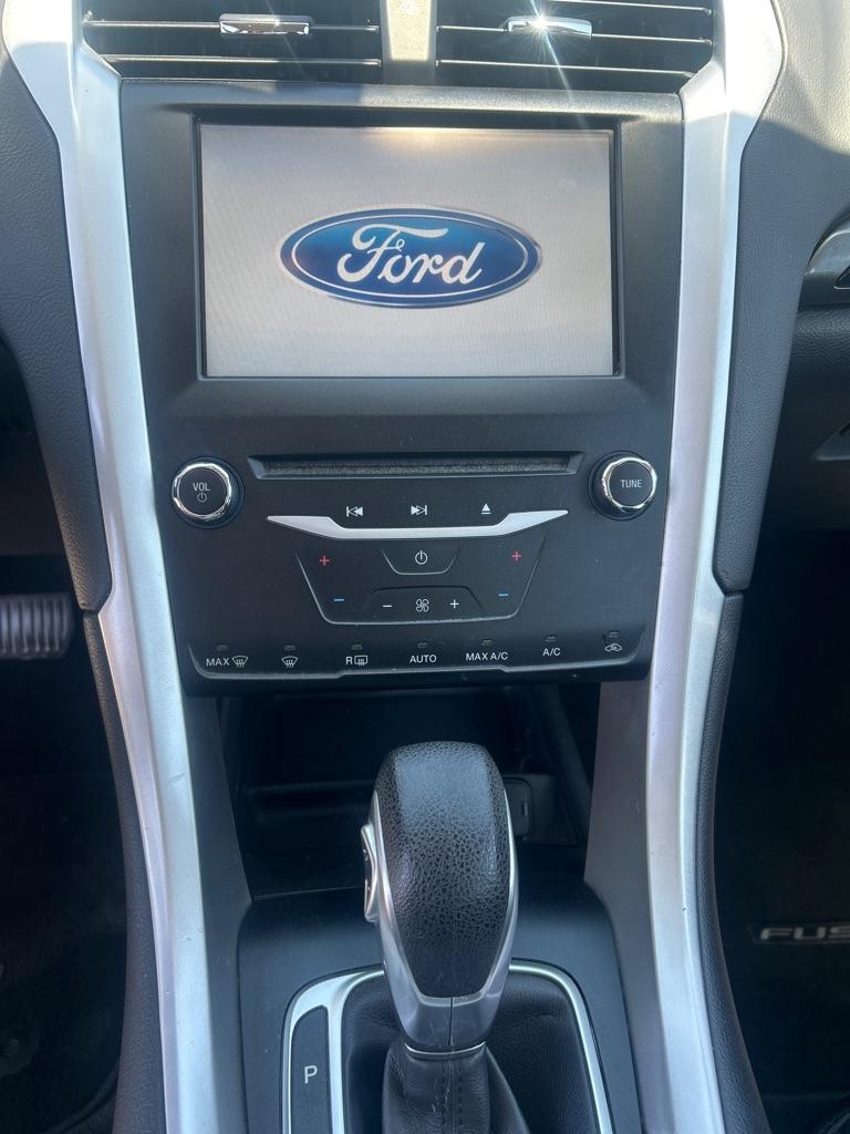 Ford Fusion SE 2014