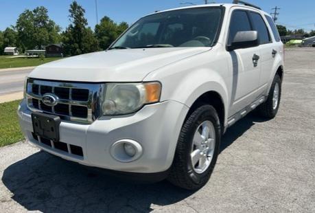 Ford Escape XLT FWD 2010