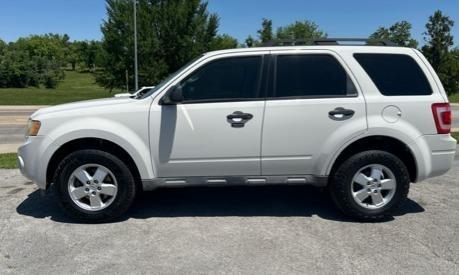 Ford Escape XLT FWD 2010