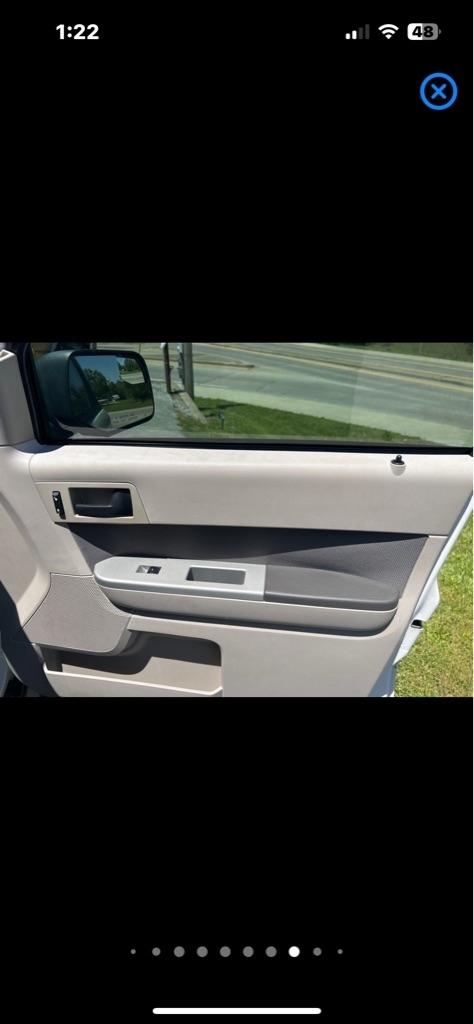 Ford Escape XLT FWD 2010