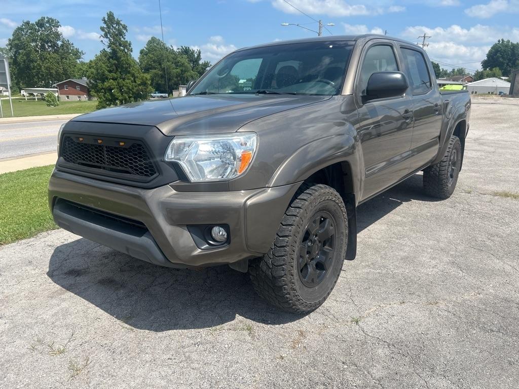 Toyota Tacoma Double Cab V6 6MT 4WD 2015