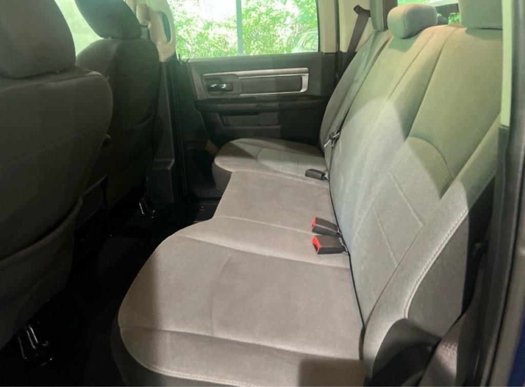 RAM 1500 Classic Tradesman Crew Cab SWB 4WD 2021