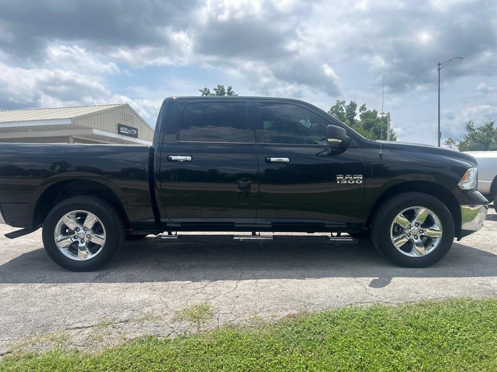 RAM 1500 SLT Crew Cab SWB 4WD 2018