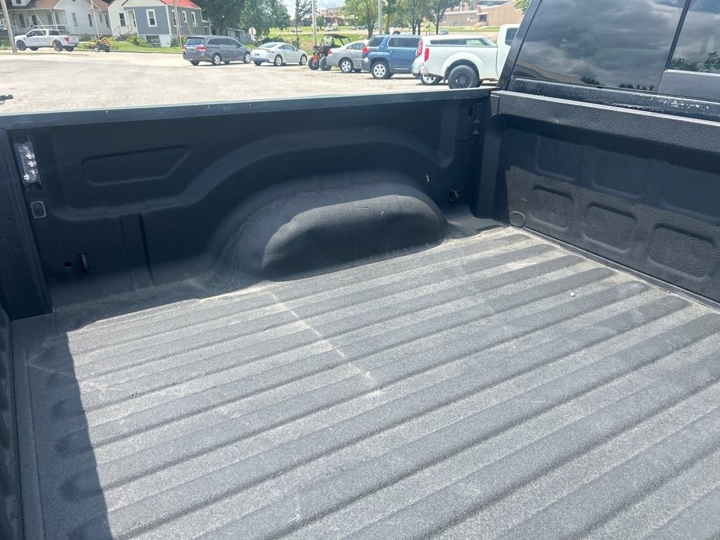 RAM 1500 SLT Crew Cab SWB 4WD 2018