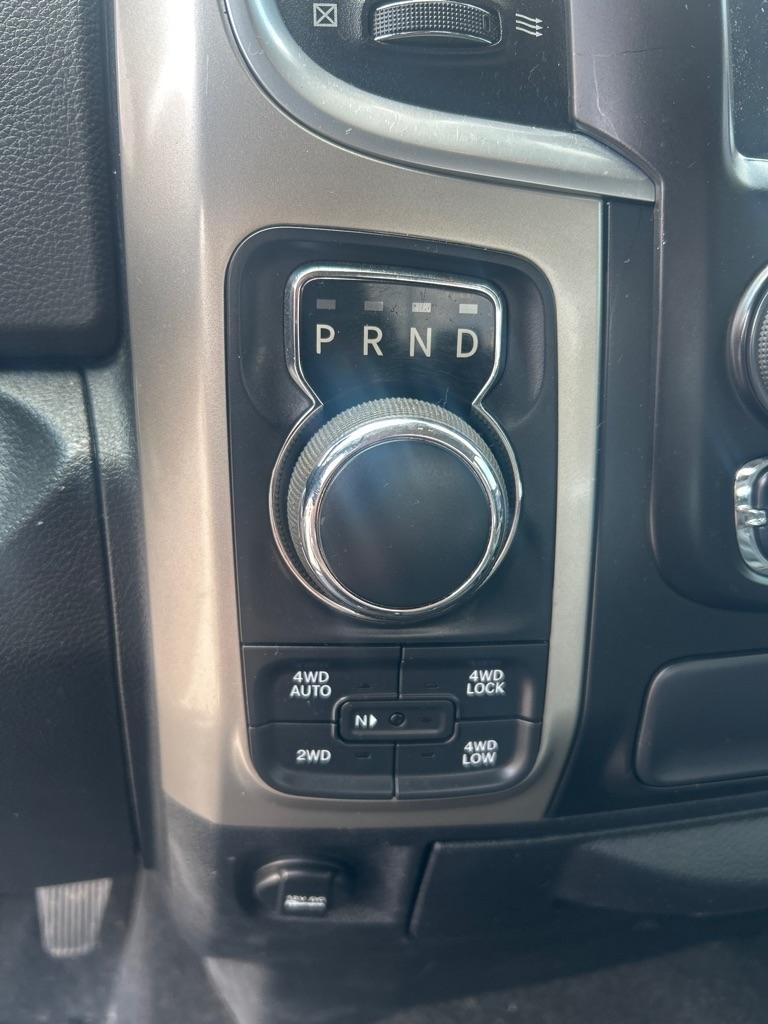 RAM 1500 SLT Crew Cab SWB 4WD 2018