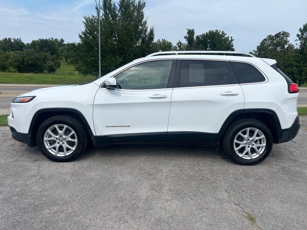 Jeep Cherokee Latitude FWD 2017