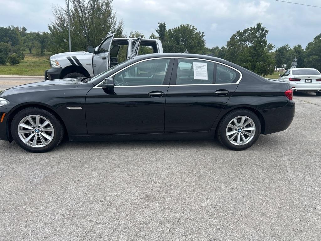 BMW 5-Series 528i xDrive 2016