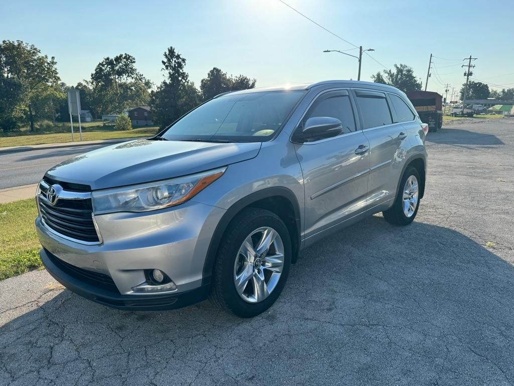 Toyota Highlander Limited AWD V6 2016