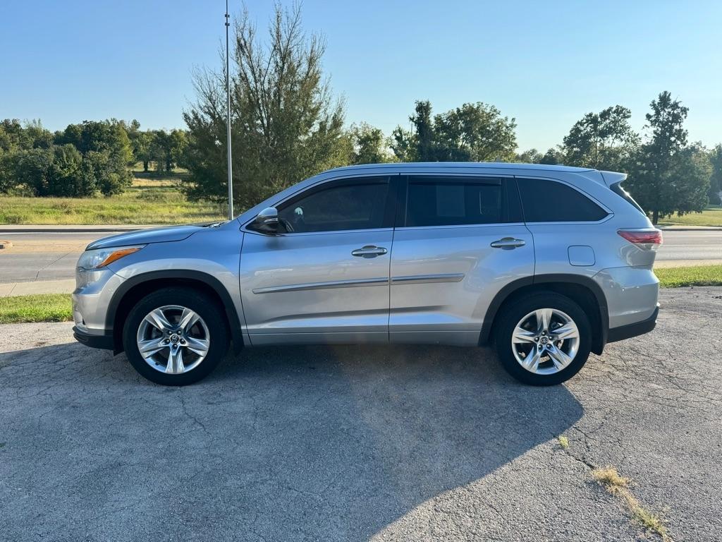 Toyota Highlander Limited AWD V6 2016