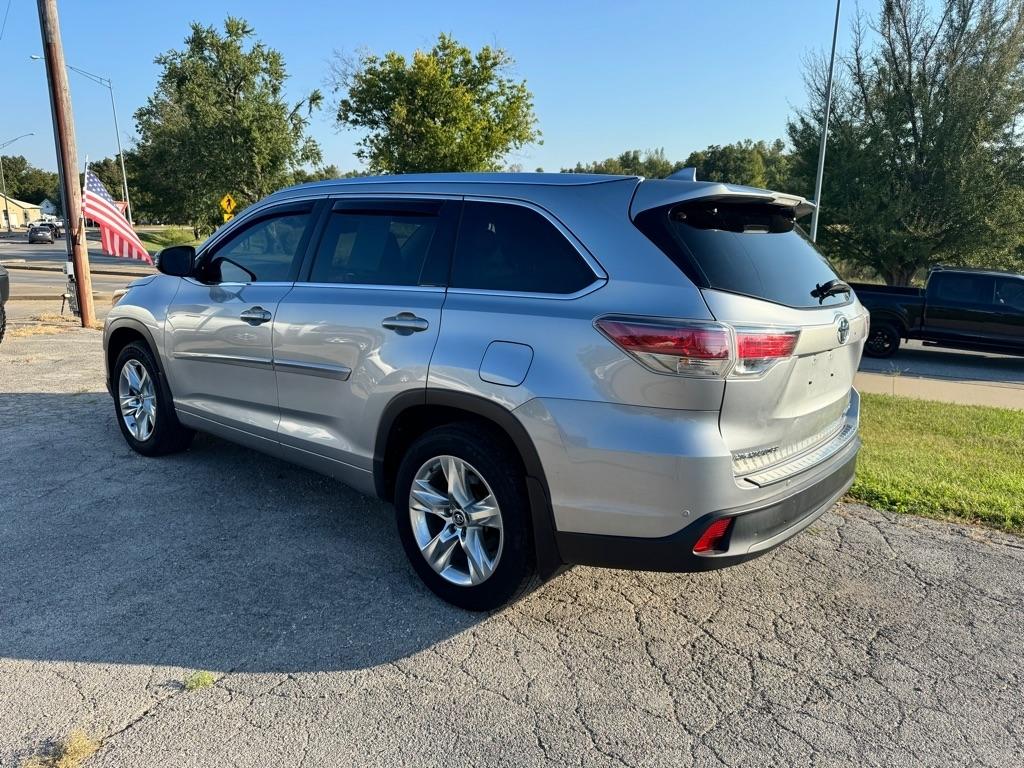 Toyota Highlander Limited AWD V6 2016
