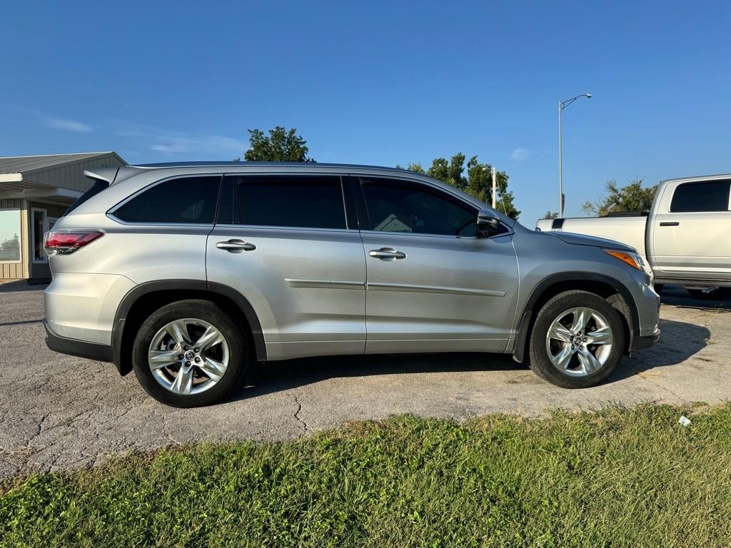 Toyota Highlander Limited AWD V6 2016