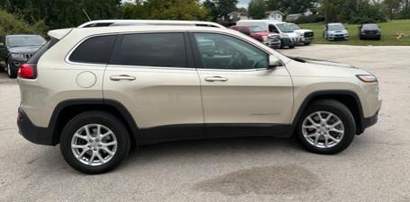 Jeep Cherokee Latitude 4WD 2015