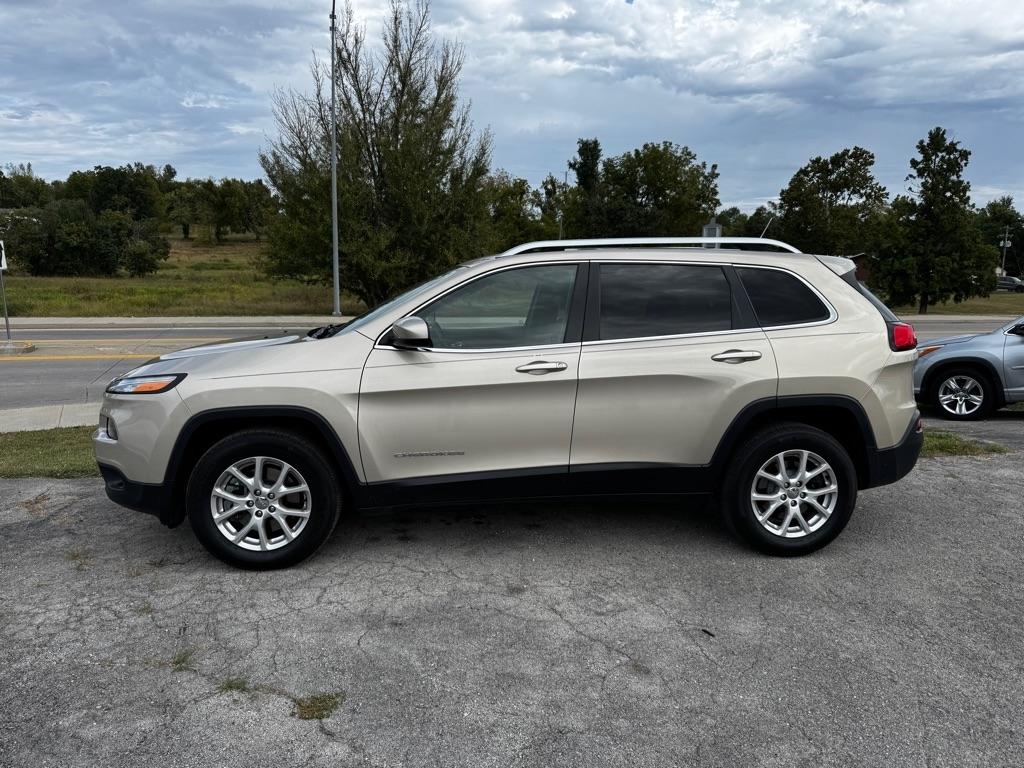 Jeep Cherokee Latitude 4WD 2015