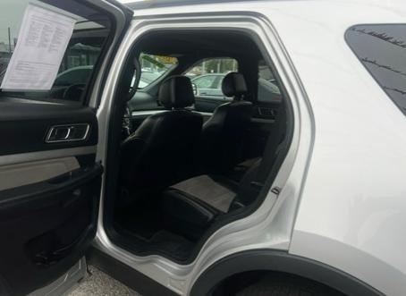 Ford Explorer XLT 4WD 2017