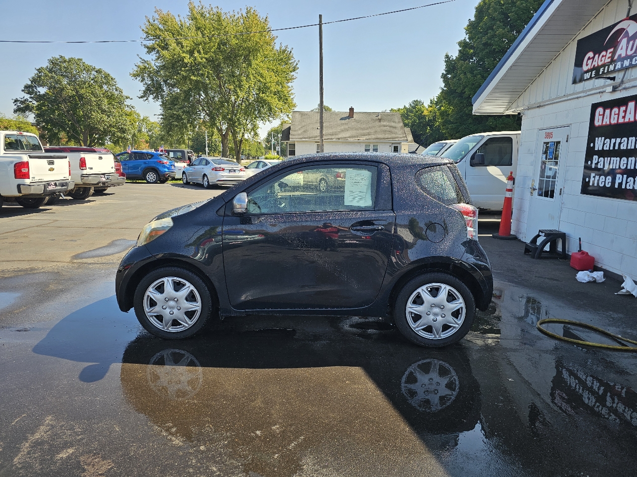 2013 Scion iQ photo 4