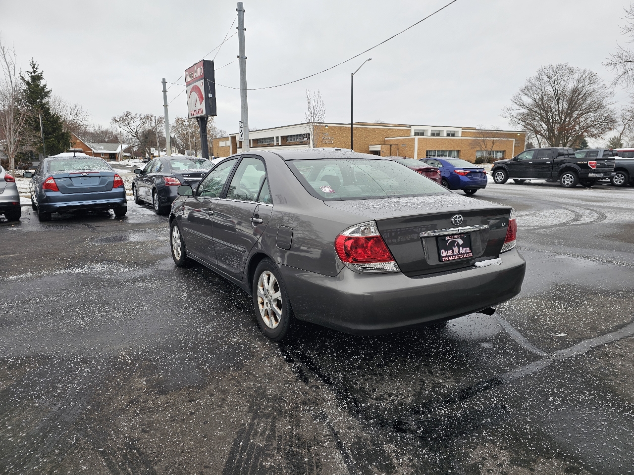 Toyota Camry LE 2005
