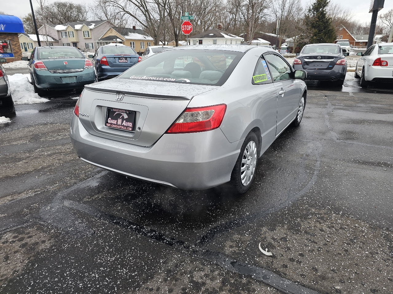 Honda Civic LX Coupe 5-Speed AT 2011