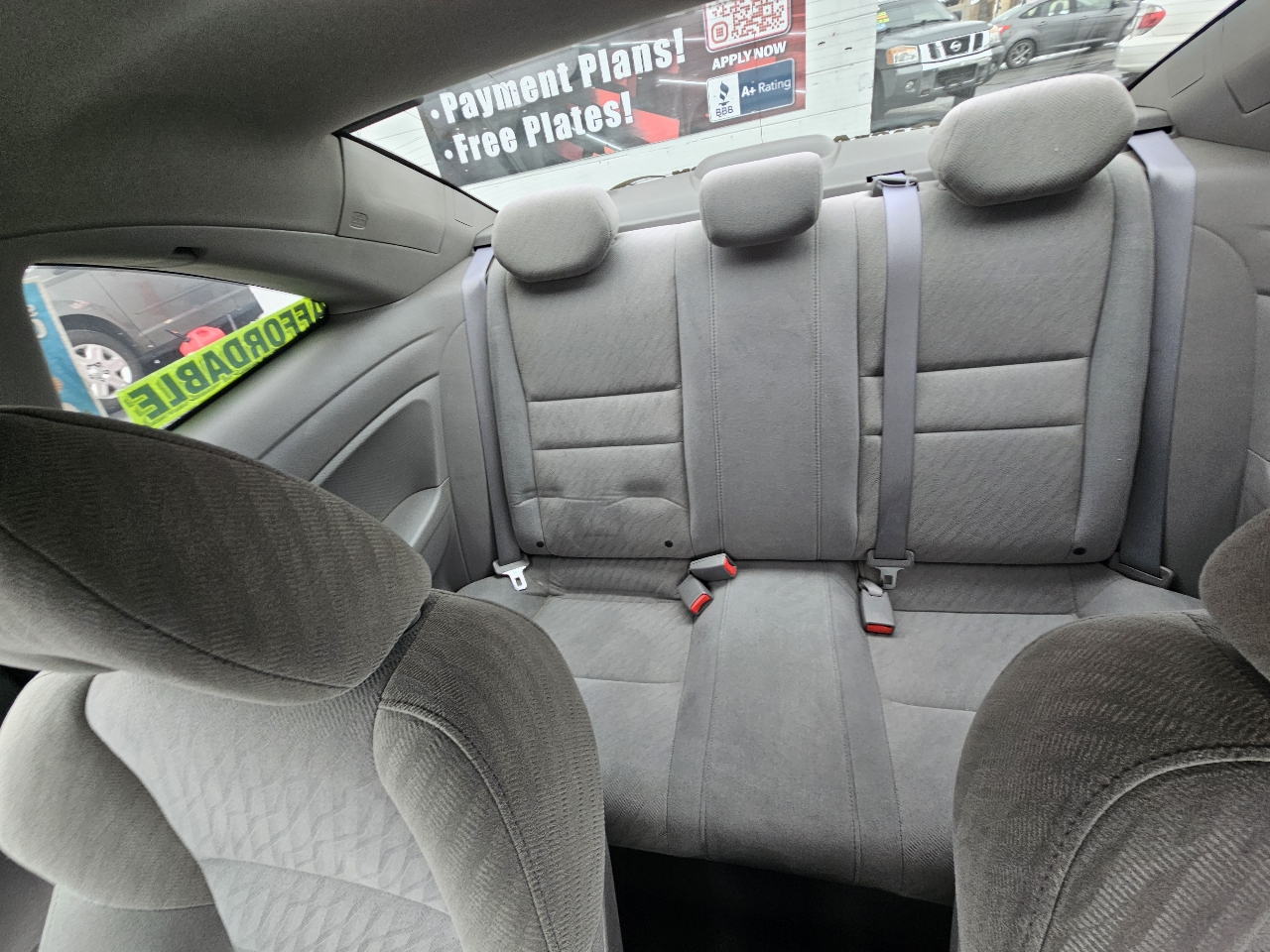 Honda Civic LX Coupe 5-Speed AT 2011