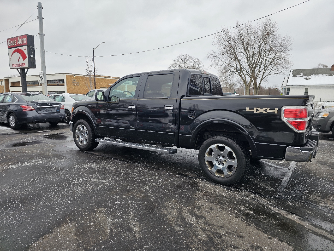 Ford F-150 XL SuperCrew 5.5-ft. Bed 4WD 2012