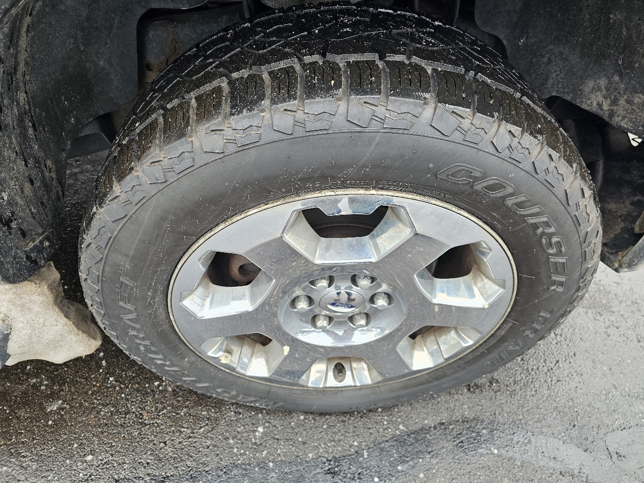 Ford F-150 XL SuperCrew 5.5-ft. Bed 4WD 2012