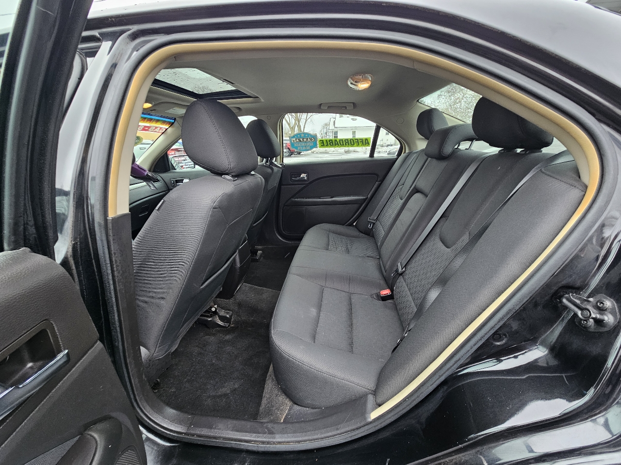 Ford Fusion I4 SE 2011