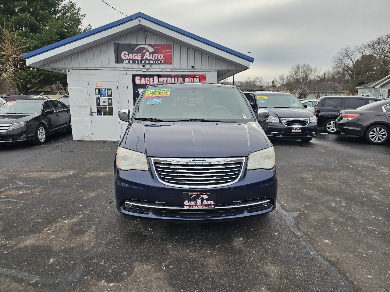Chrysler Town & Country Limited 2014