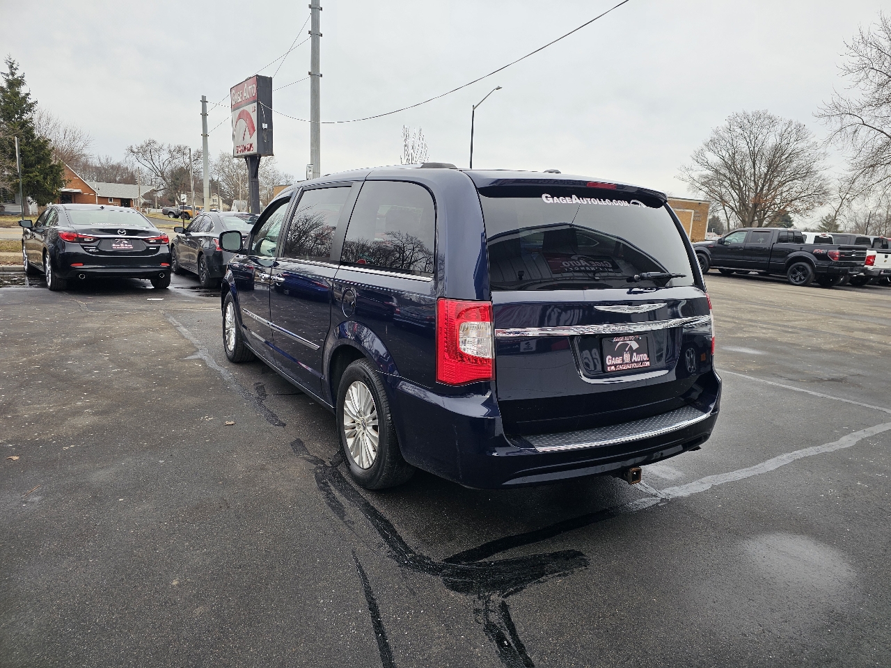 Chrysler Town & Country Limited 2014