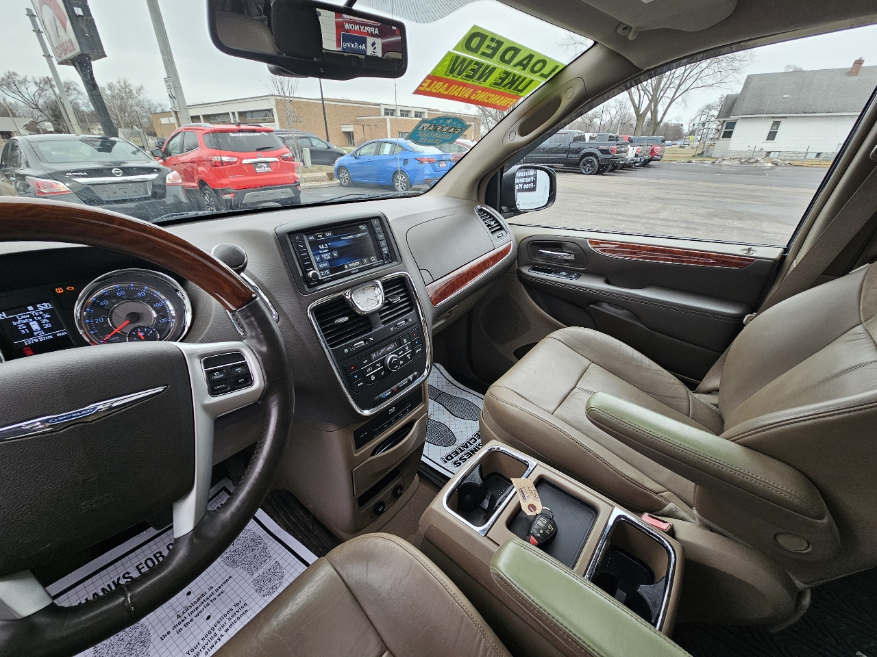 Chrysler Town & Country Limited 2014