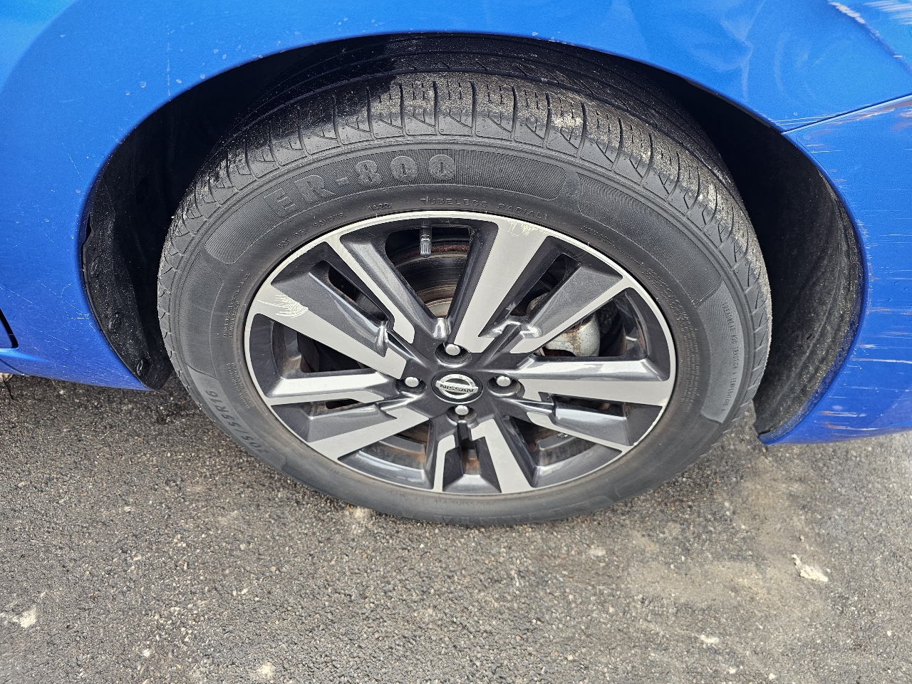 Nissan Versa SV 2021