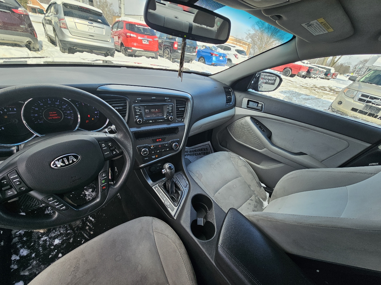 Kia Optima LX MT 2013