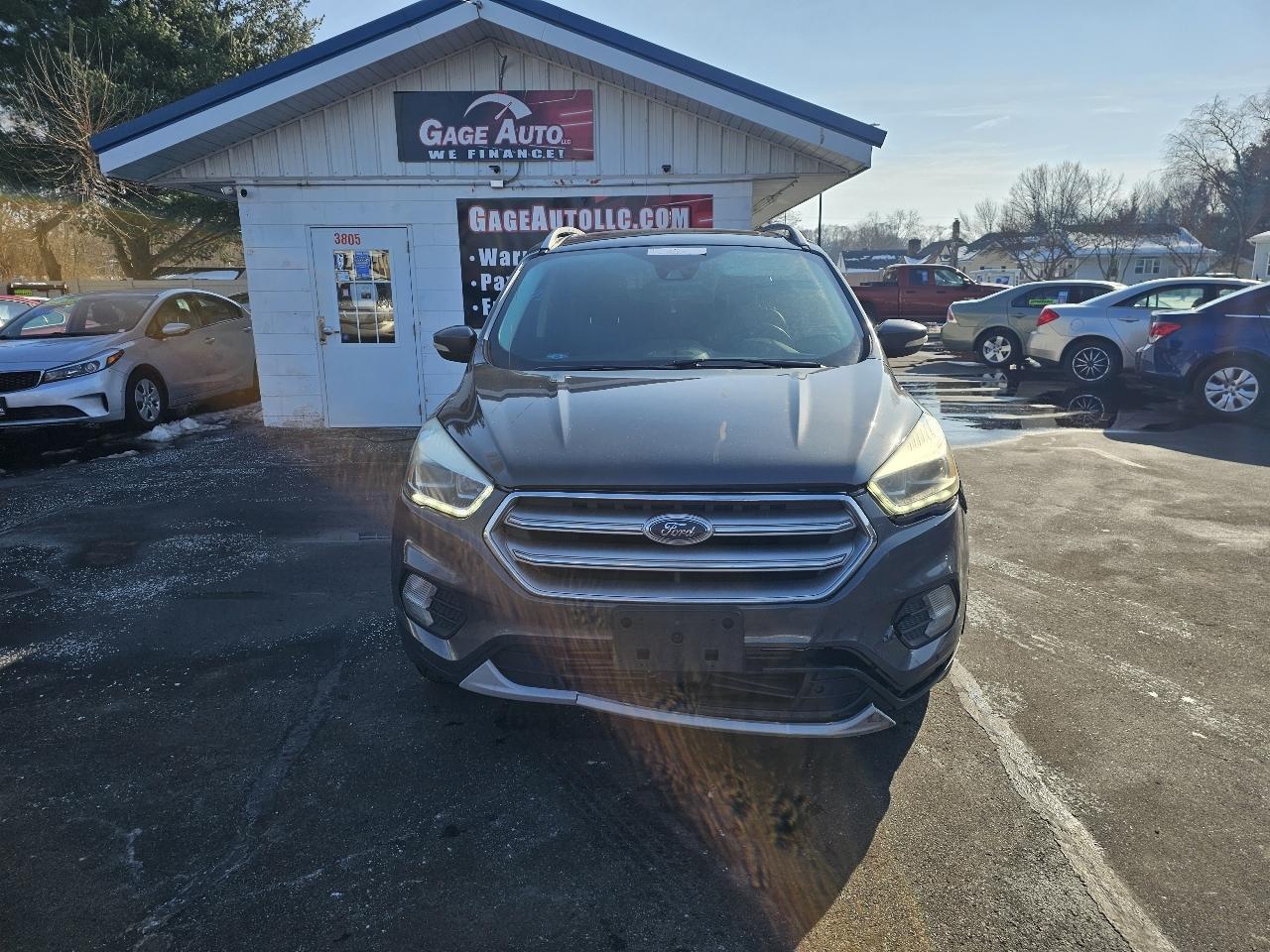 Ford Escape Titanium 4WD 2017