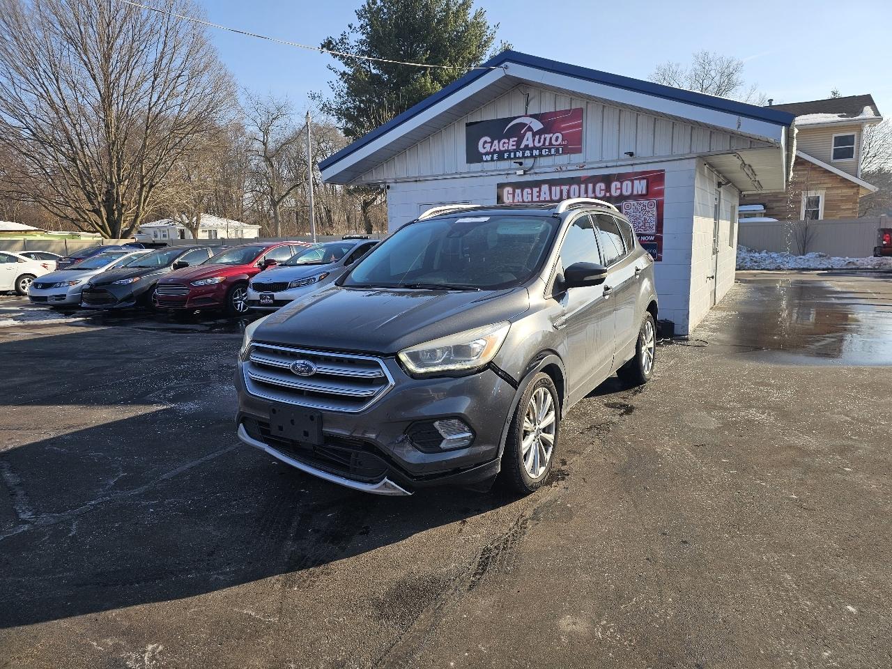 Ford Escape Titanium 4WD 2017