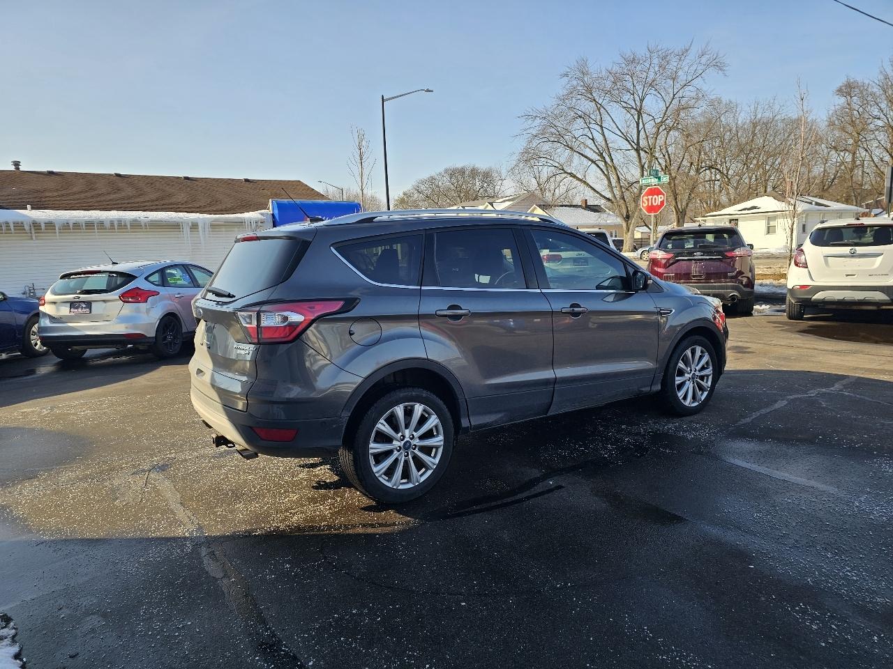 Ford Escape Titanium 4WD 2017