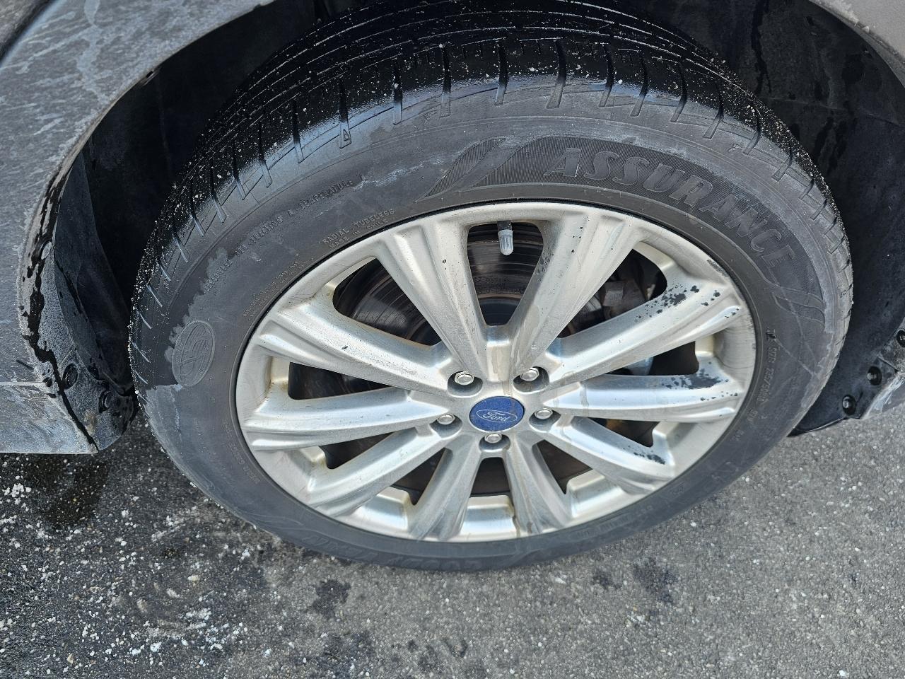 Ford Escape Titanium 4WD 2017