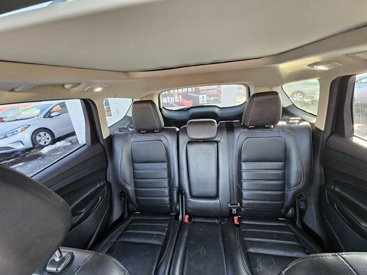 Ford Escape Titanium 4WD 2017