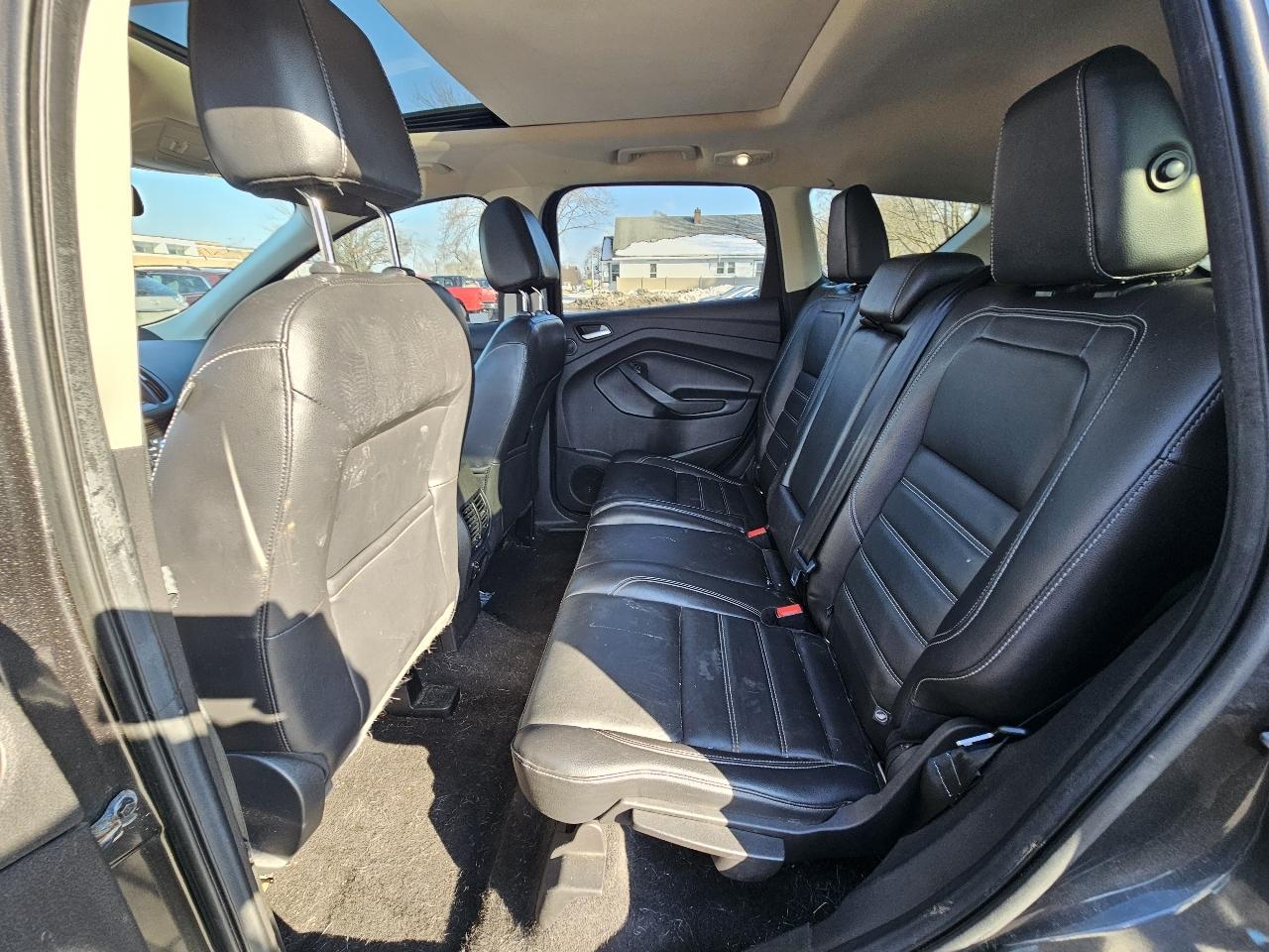 Ford Escape Titanium 4WD 2017