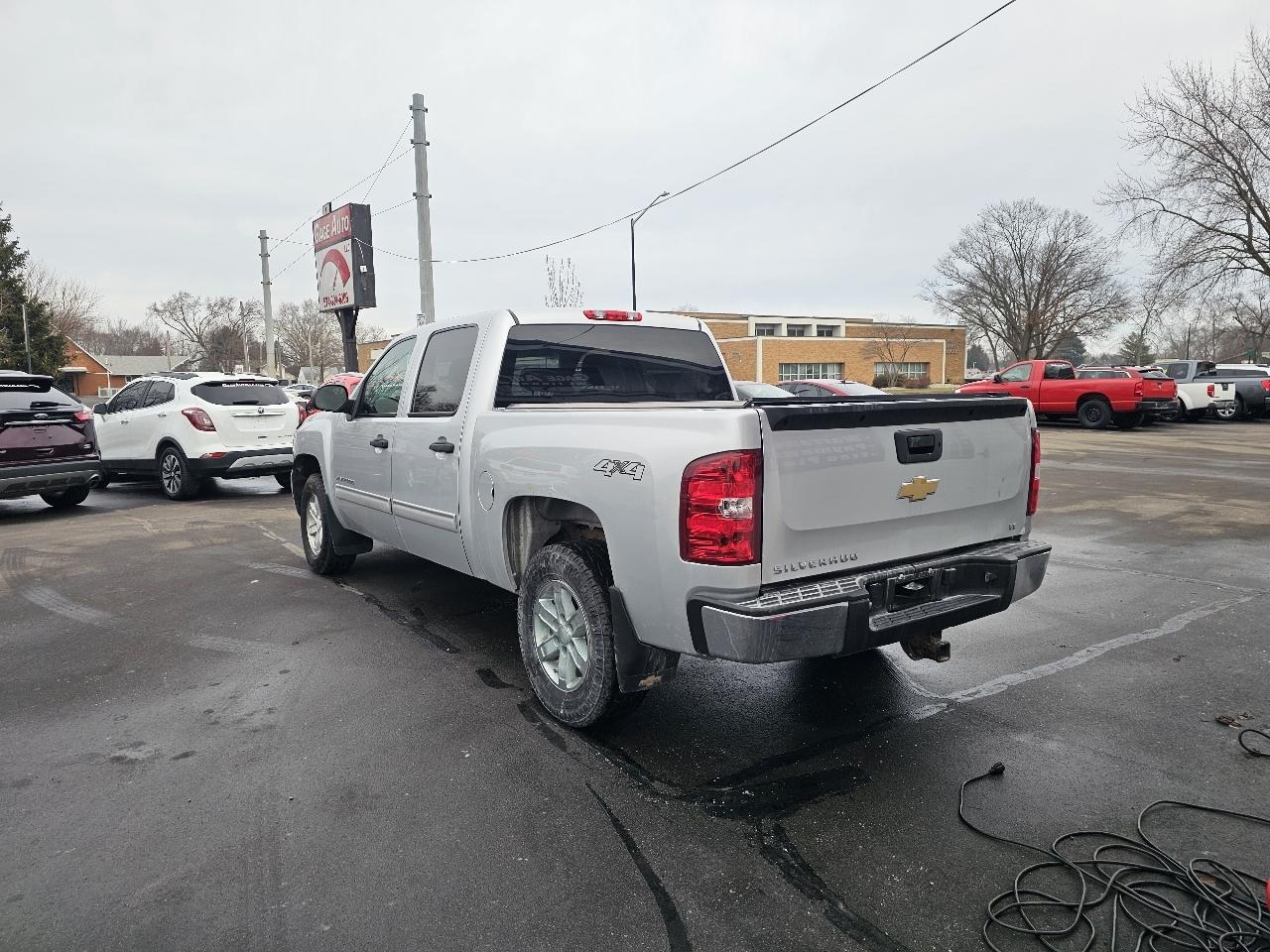 Chevrolet Silverado 1500 LT Crew Cab 4WD 2013