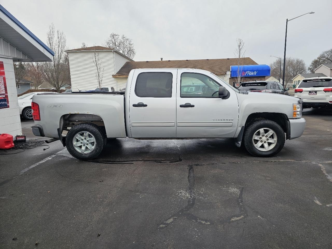Chevrolet Silverado 1500 LT Crew Cab 4WD 2013