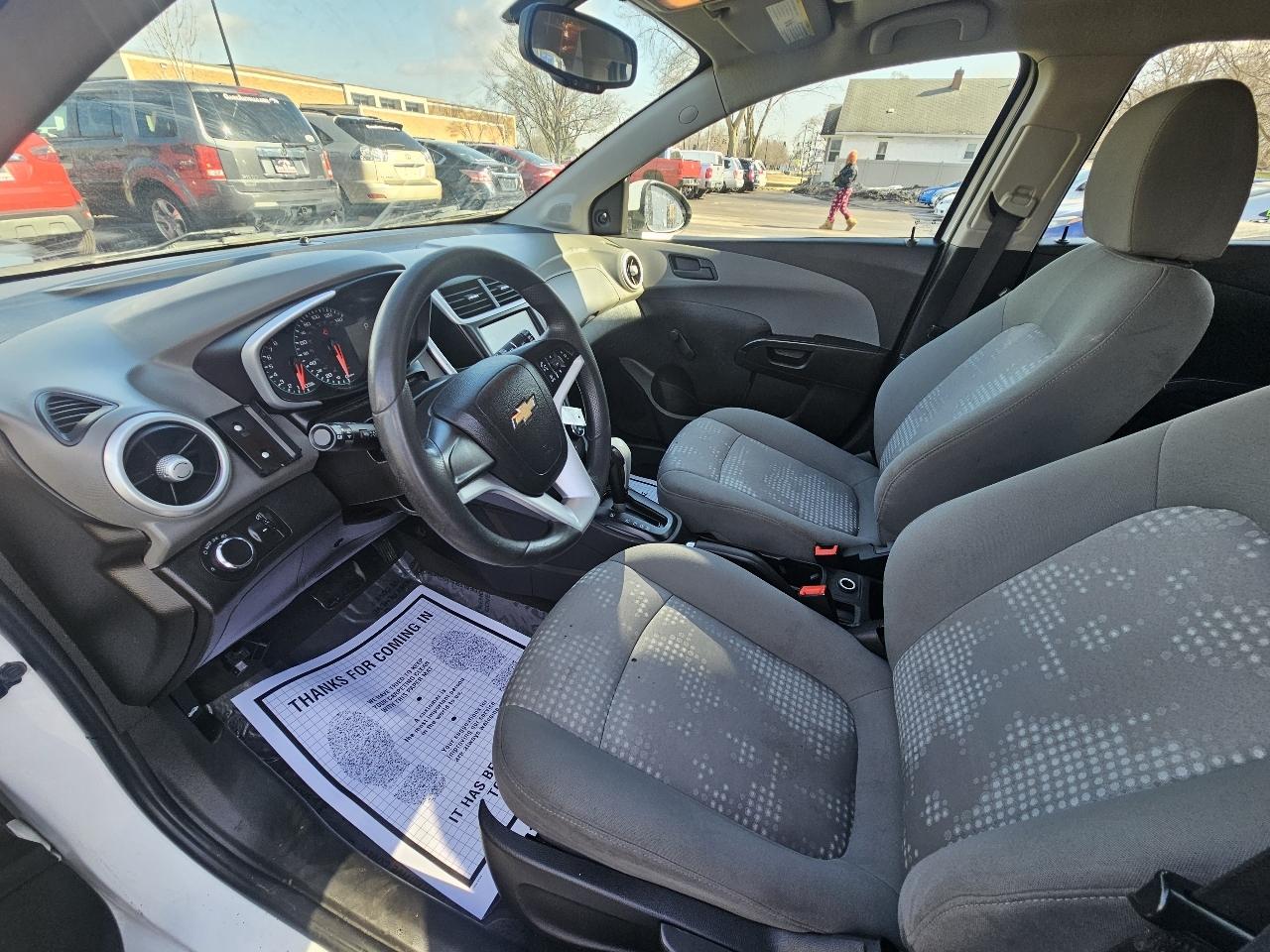 Chevrolet Sonic FL Auto Hatchback 2017