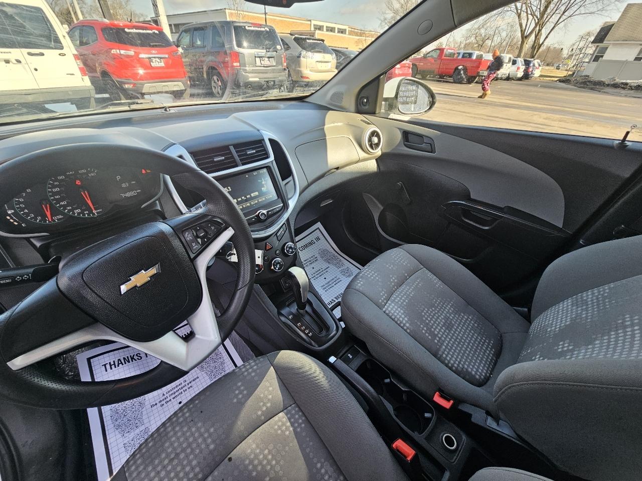 Chevrolet Sonic FL Auto Hatchback 2017