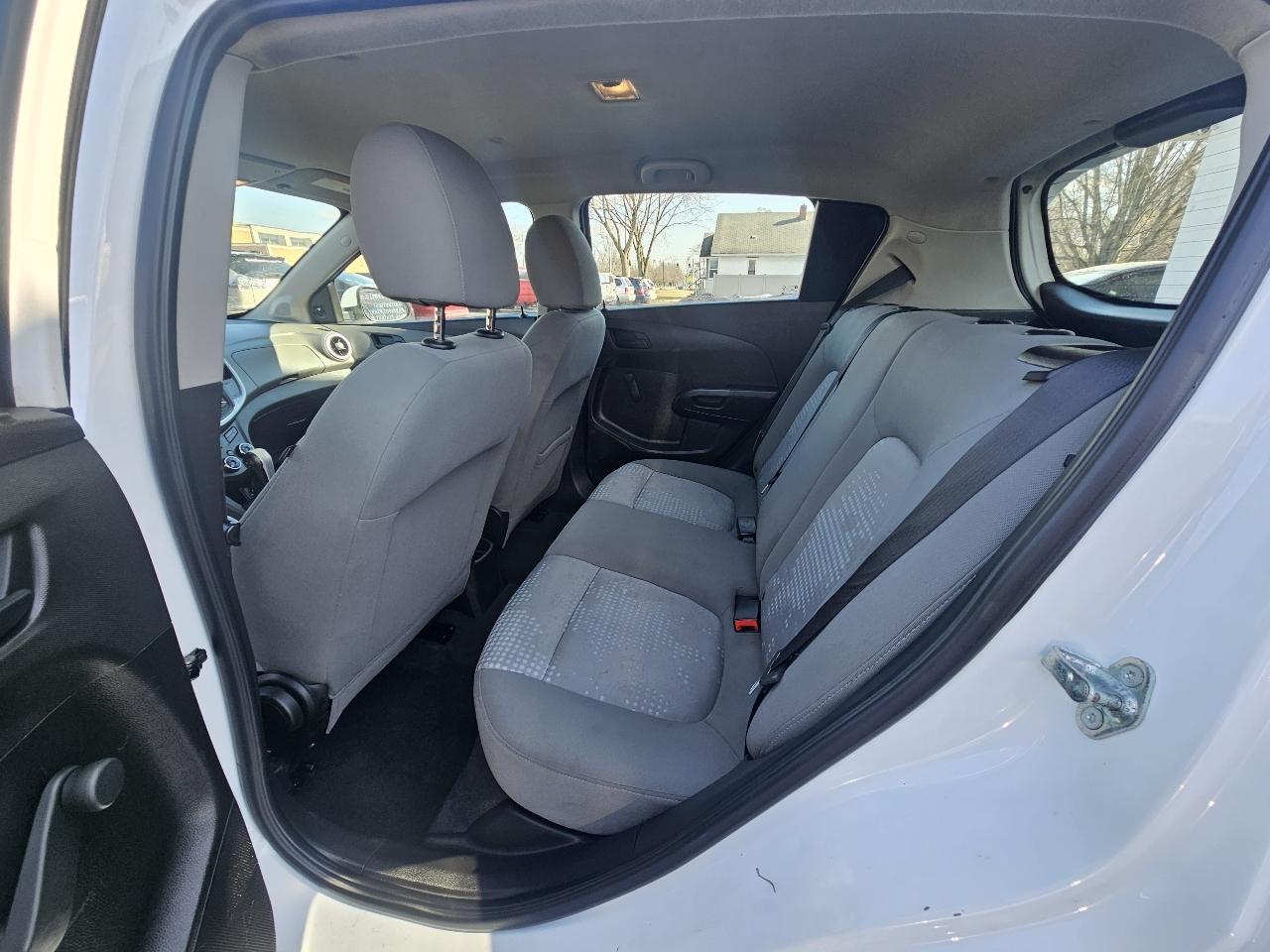 Chevrolet Sonic FL Auto Hatchback 2017