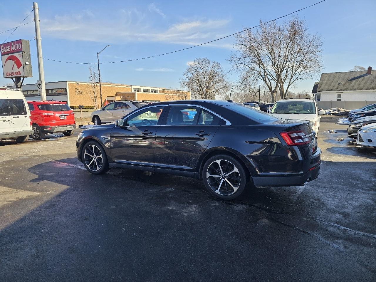 Ford Taurus SEL FWD 2016