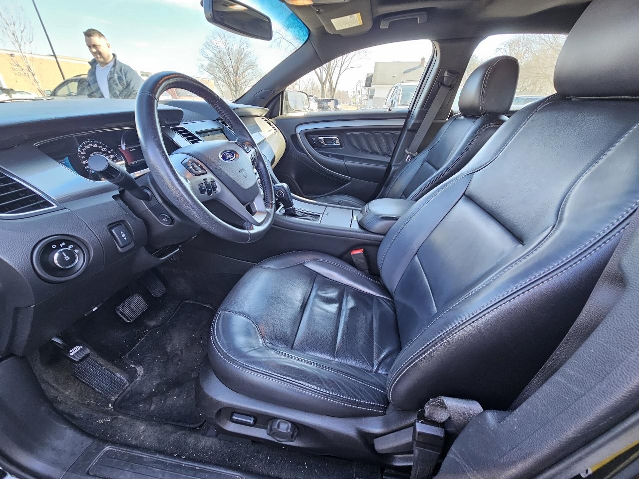 Ford Taurus SEL FWD 2016