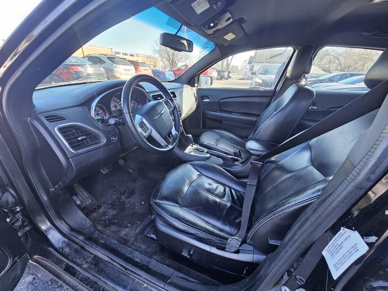 Chrysler 200 Limited 2014