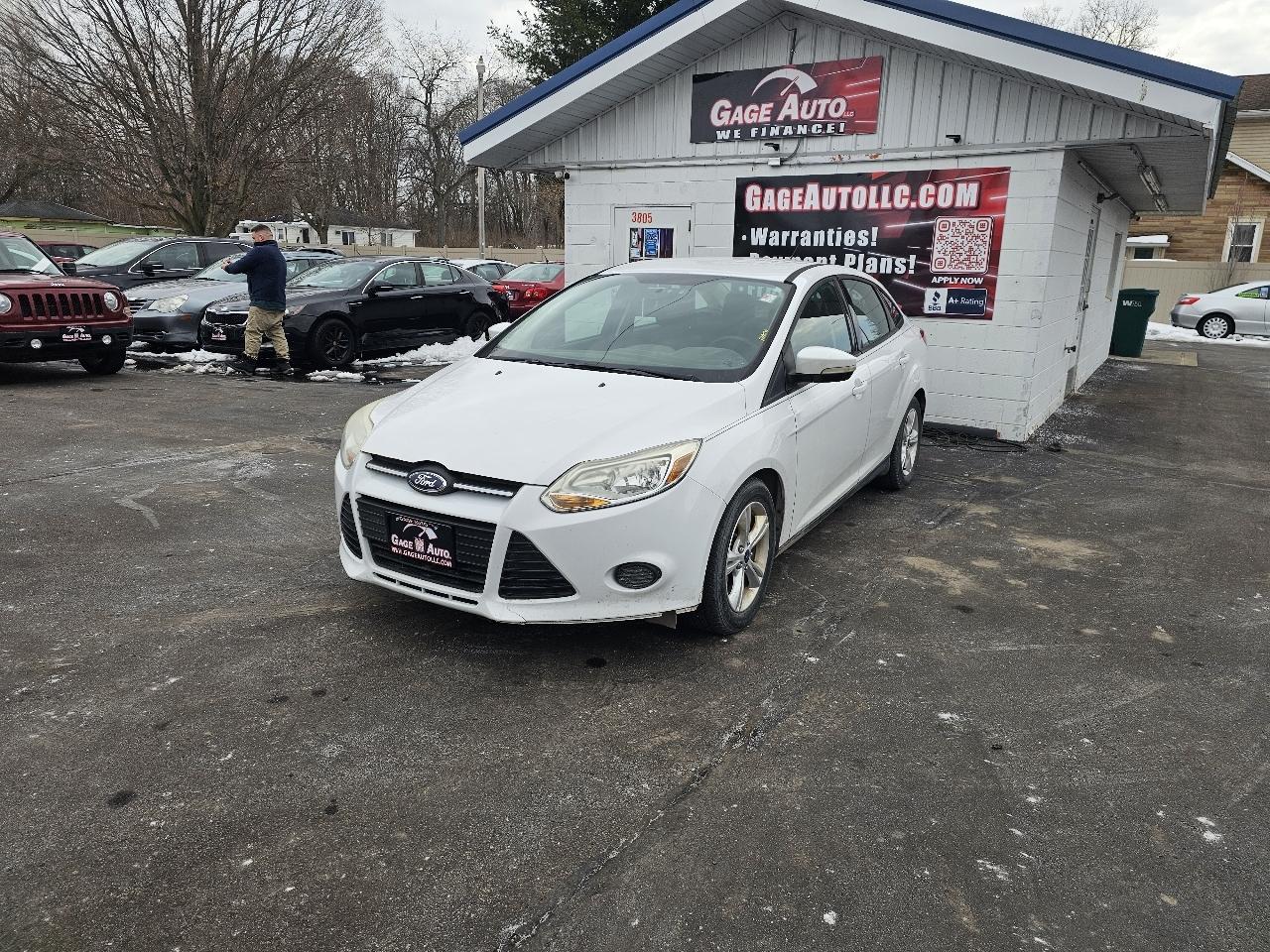 Ford Focus SE Sedan 2014