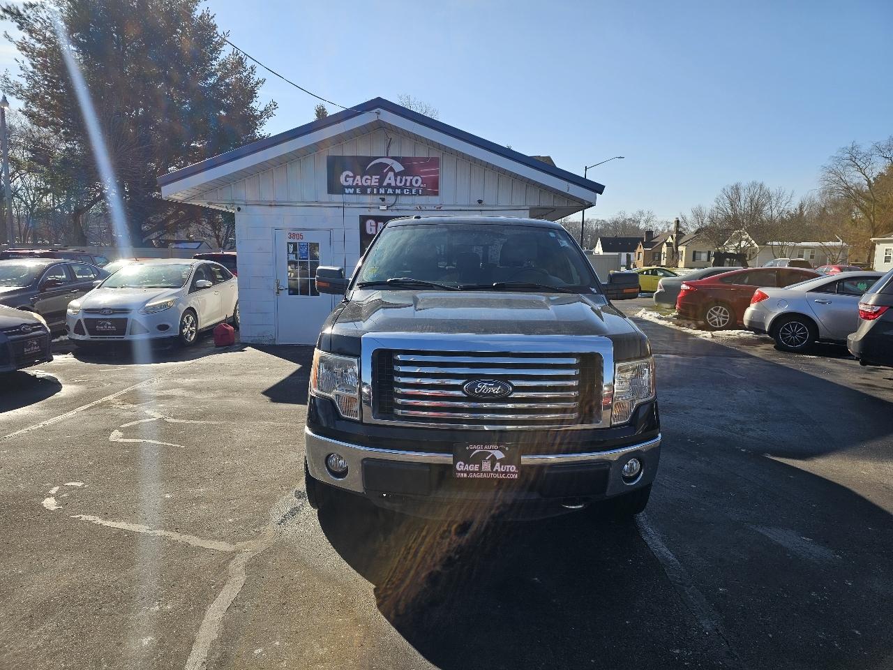 Ford F-150 XL SuperCrew 5.5-ft. Bed 4WD 2012