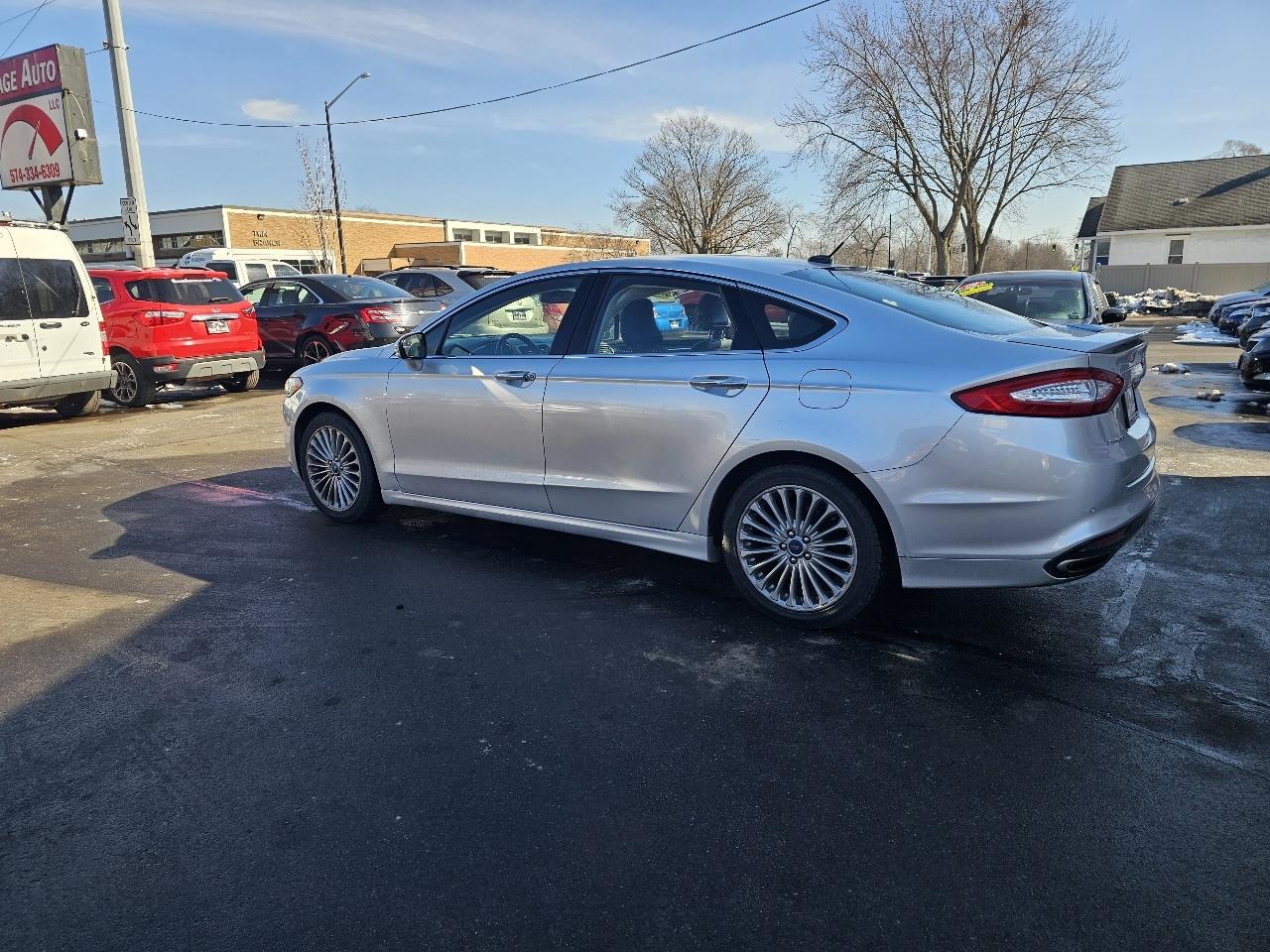Ford Fusion Titanium 2016
