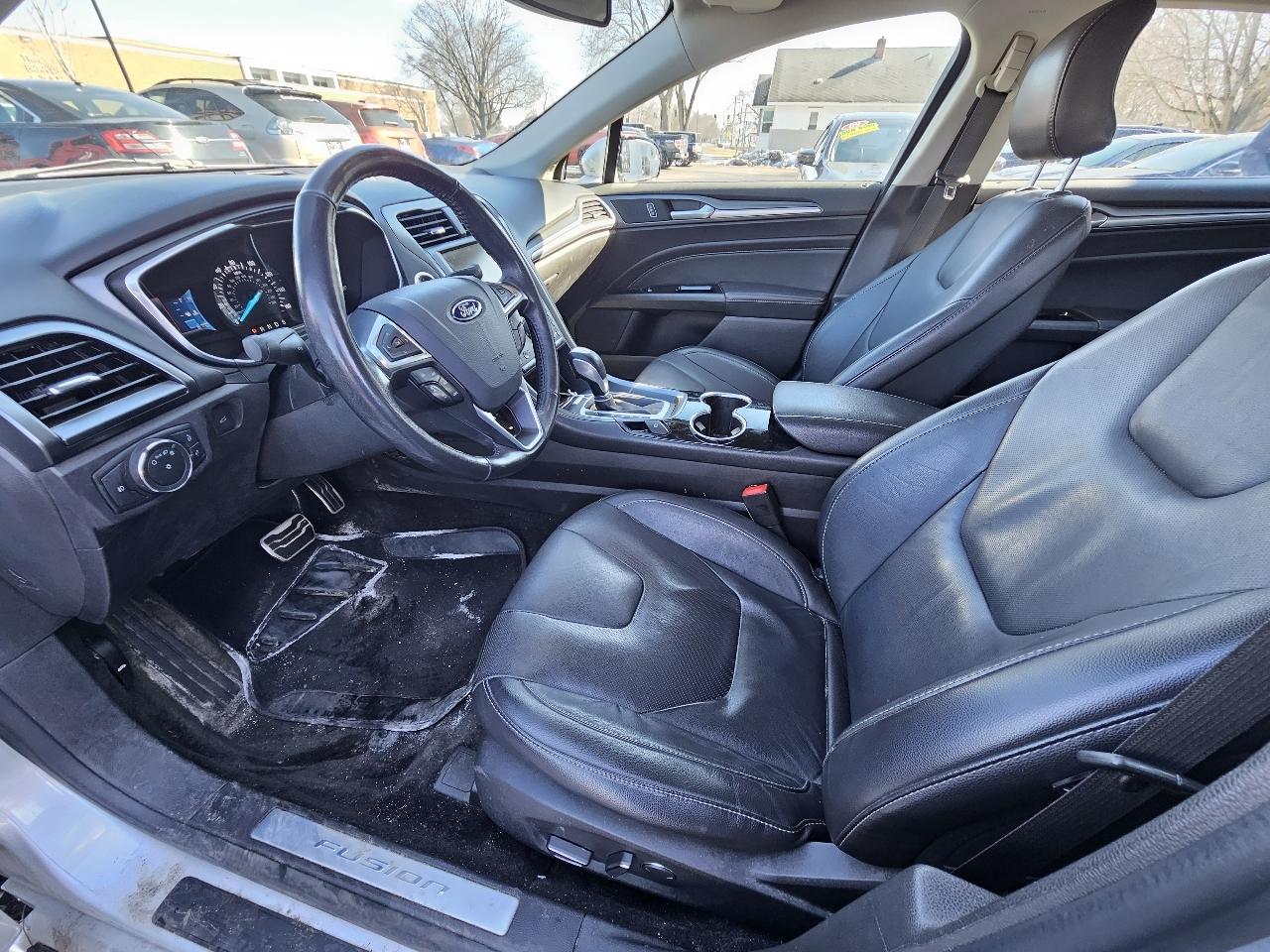 Ford Fusion Titanium 2016