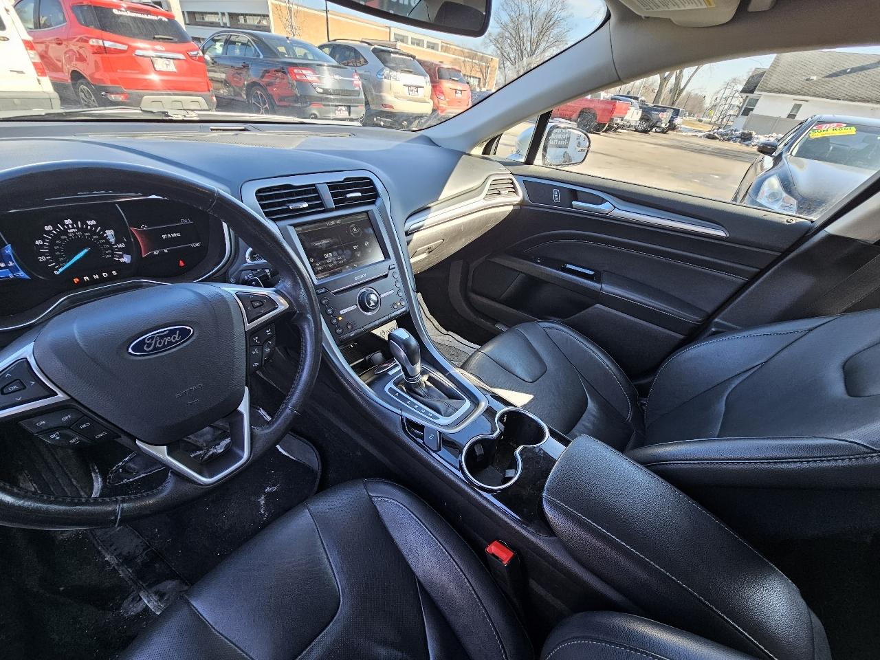 Ford Fusion Titanium 2016