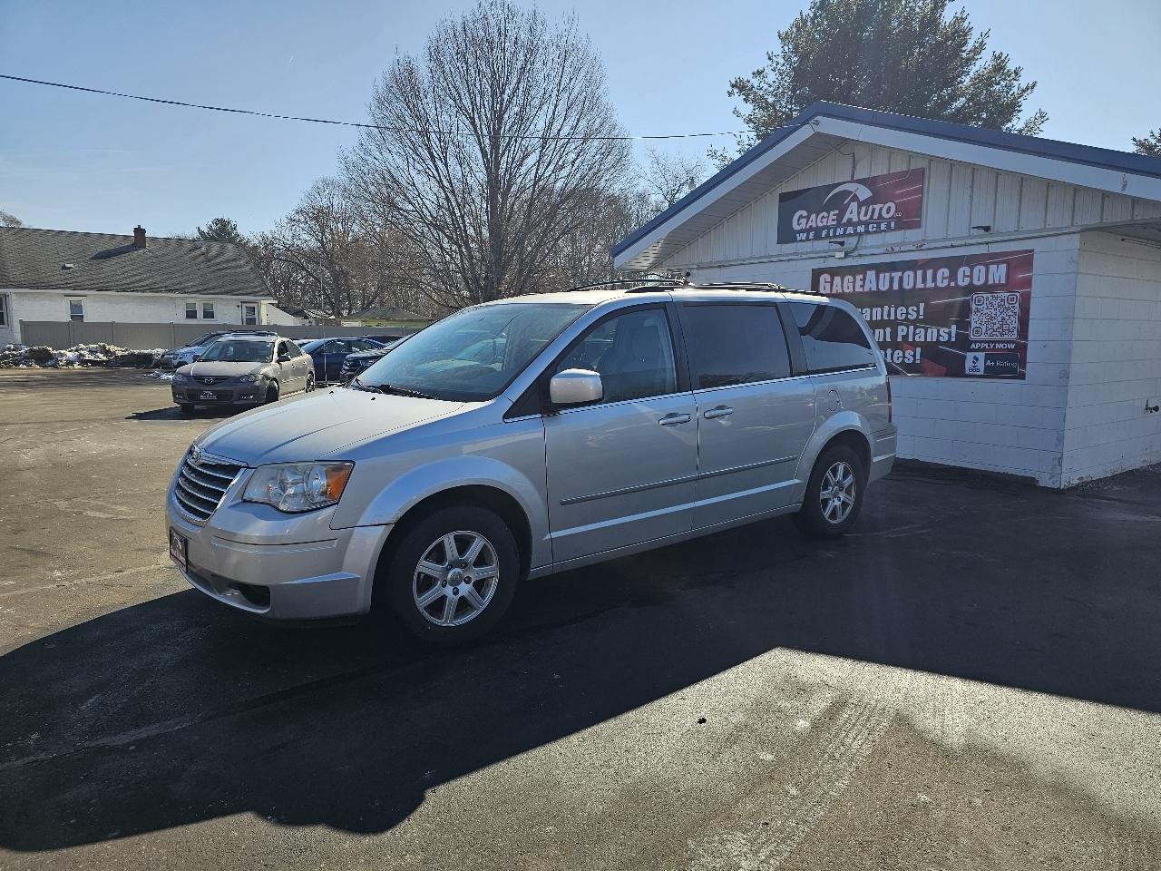 Chrysler Town & Country Touring 2010